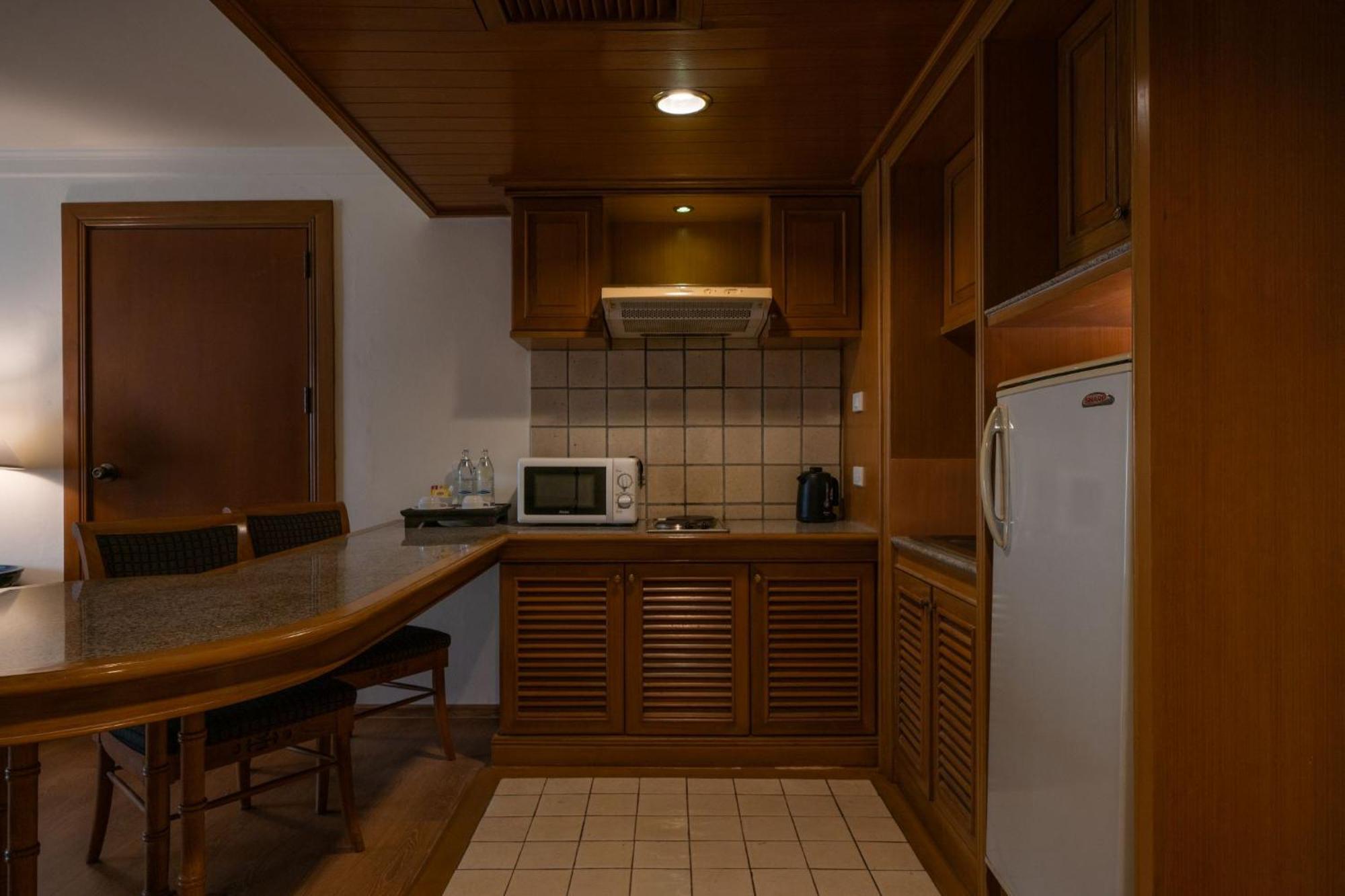 Silom Serene A Boutique Hotel Μπανγκόκ Εξωτερικό φωτογραφία